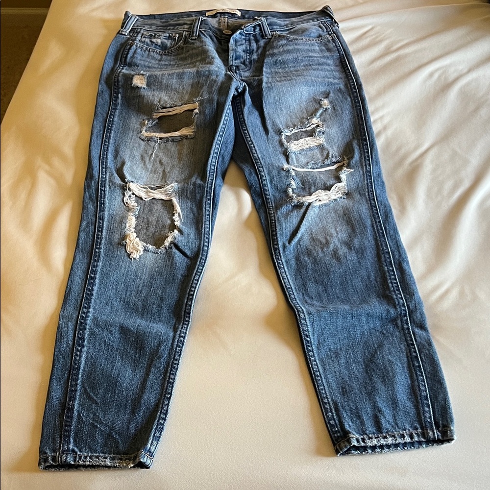 Hollister Women’s Ripped Blue Straight Legged Jeans Size 1 Waist 25